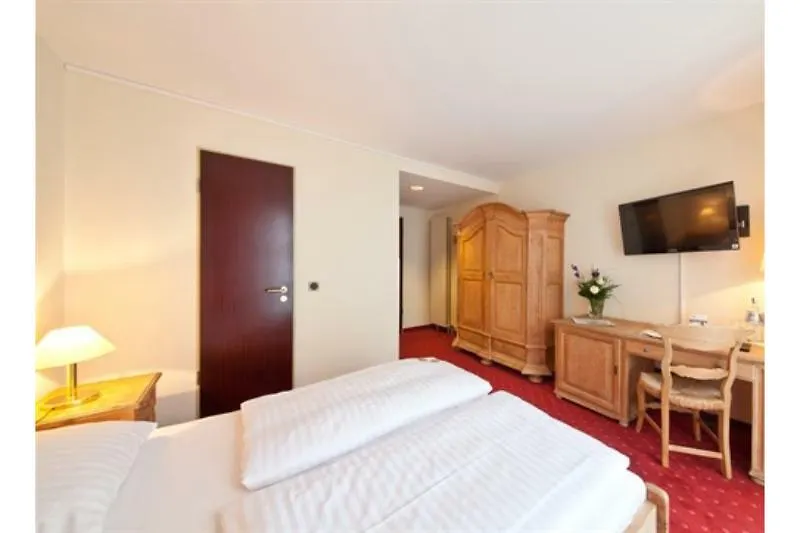 Hotel Madison Dusseldorf 4*,