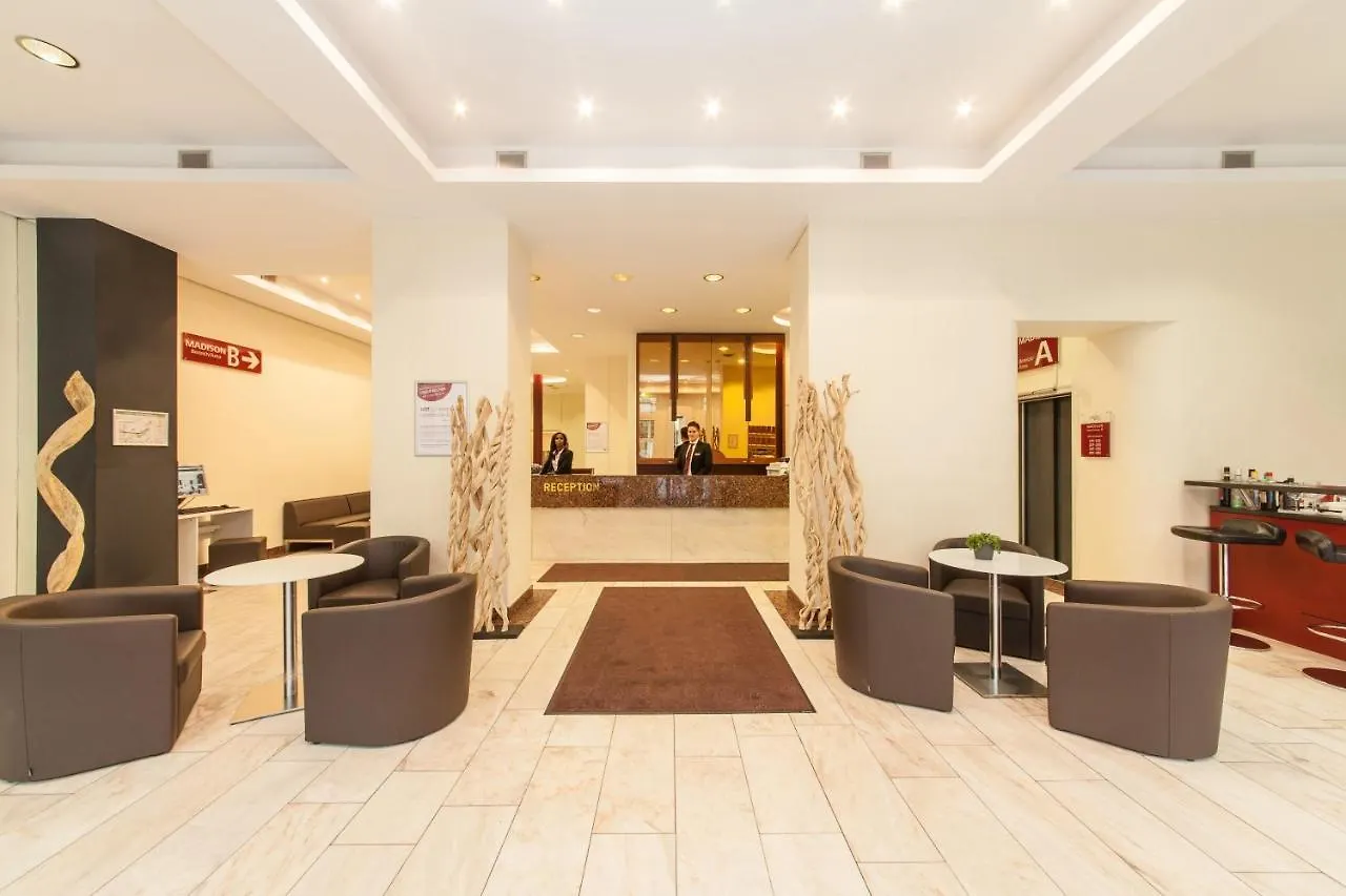 Hotel Madison Дюссельдорф