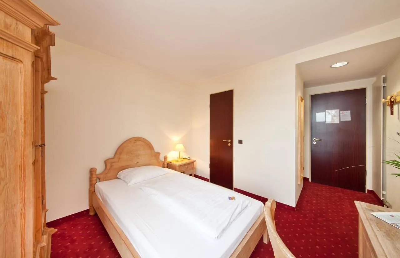 Hotel Madison Дюссельдорф