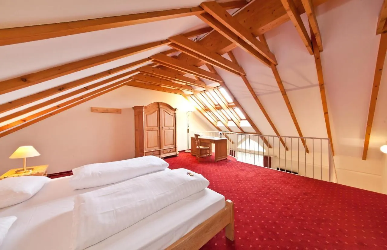 ****  Hotel Madison Дюссельдорф Германия
