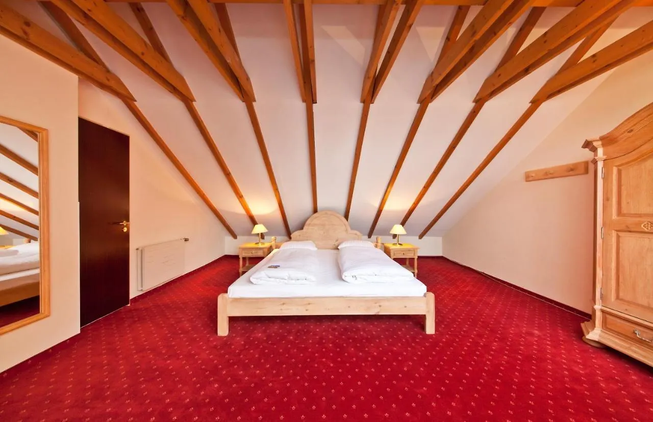 Hotel Madison Дюссельдорф 4*,  Германия