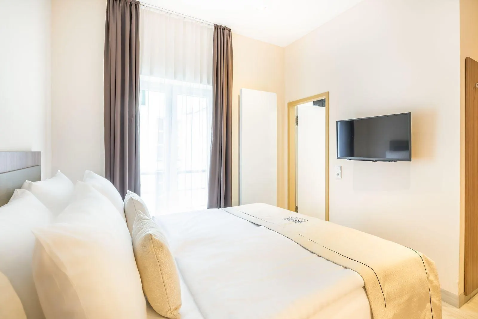 Hotel Madison Дюссельдорф